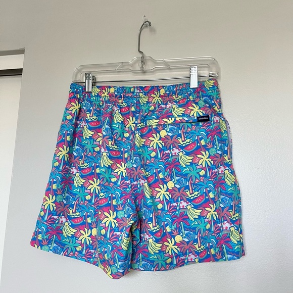 Chubbies Classic Swim Trunk Tropical Bunches Size Medium 5.5 inches NWT - Picture 5 of 5